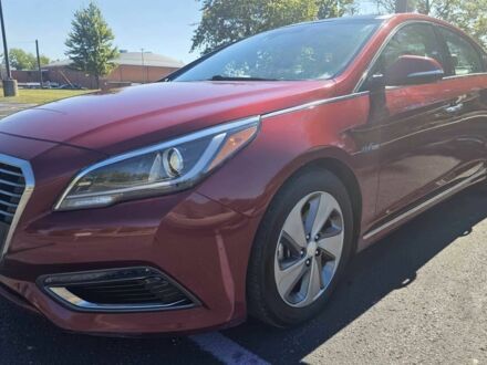 Червоний Хендай Соната, об'ємом двигуна 2 л та пробігом 60 тис. км за 11000 $, фото 1 на Automoto.ua