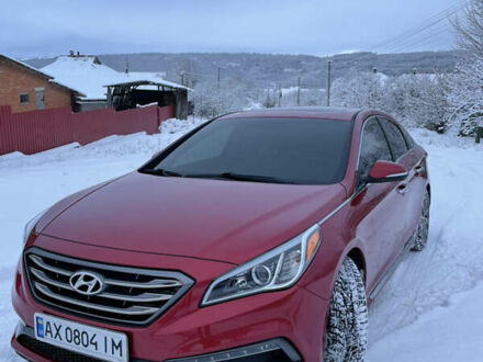 Красный Хендай Соната, объемом двигателя 2.4 л и пробегом 140 тыс. км за 11800 $, фото 1 на Automoto.ua