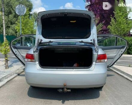 Хендай Соната, об'ємом двигуна 2.4 л та пробігом 266 тис. км за 6490 $, фото 10 на Automoto.ua