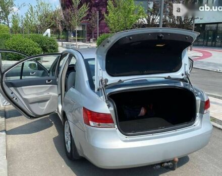 Хендай Соната, об'ємом двигуна 2.4 л та пробігом 266 тис. км за 6490 $, фото 14 на Automoto.ua