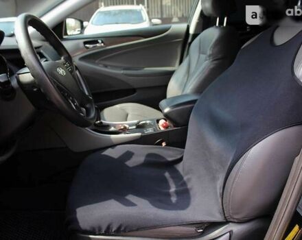 Хендай Соната, об'ємом двигуна 0 л та пробігом 150 тис. км за 10777 $, фото 14 на Automoto.ua