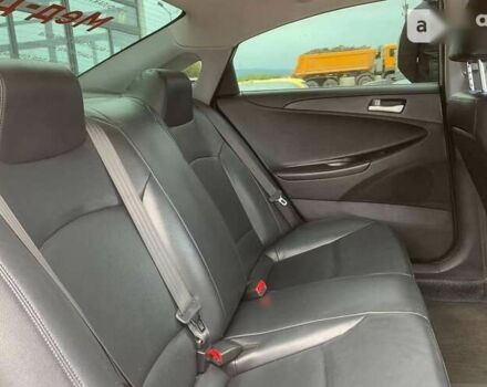 Хендай Соната, об'ємом двигуна 2 л та пробігом 158 тис. км за 10700 $, фото 19 на Automoto.ua