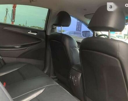 Хендай Соната, об'ємом двигуна 2 л та пробігом 158 тис. км за 10700 $, фото 18 на Automoto.ua