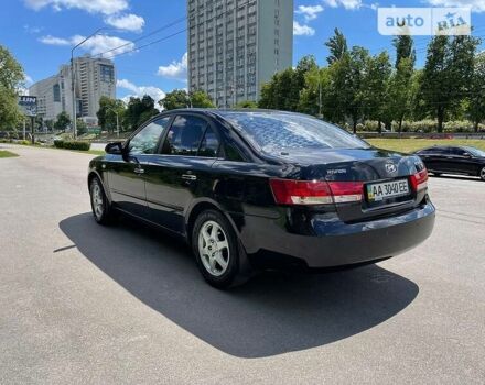 Хендай Соната, об'ємом двигуна 2 л та пробігом 328 тис. км за 4550 $, фото 6 на Automoto.ua