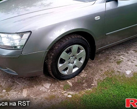 Хендай Соната, объемом двигателя 2 л и пробегом 221 тыс. км за 5000 $, фото 8 на Automoto.ua