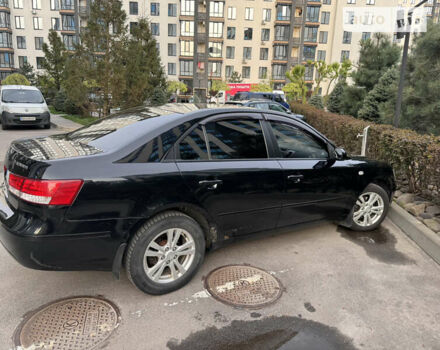 Хендай Соната, об'ємом двигуна 2.4 л та пробігом 323 тис. км за 5300 $, фото 3 на Automoto.ua