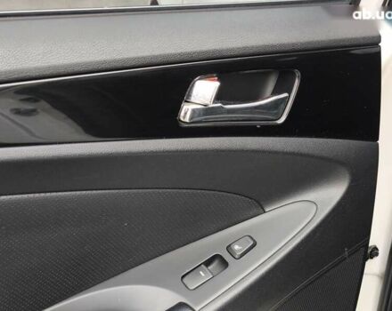 Хендай Соната, об'ємом двигуна 0 л та пробігом 163 тис. км за 9500 $, фото 27 на Automoto.ua