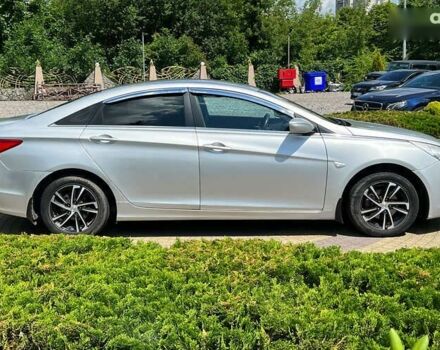 Хендай Соната, объемом двигателя 2 л и пробегом 192 тыс. км за 8650 $, фото 7 на Automoto.ua