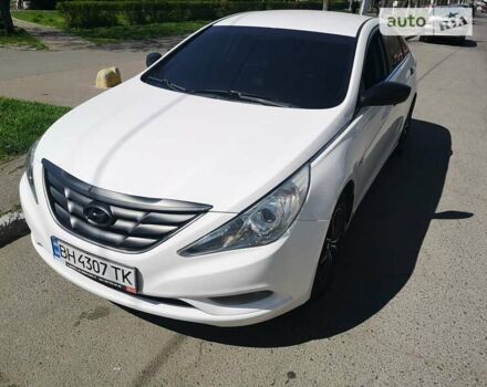 Хендай Соната, об'ємом двигуна 2 л та пробігом 198 тис. км за 8500 $, фото 1 на Automoto.ua