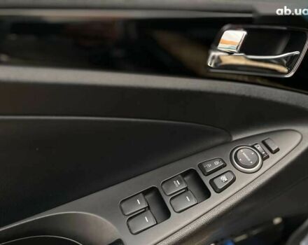 Хендай Соната, об'ємом двигуна 2.4 л та пробігом 210 тис. км за 9490 $, фото 23 на Automoto.ua