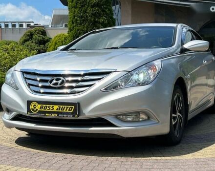 Хендай Соната, объемом двигателя 2 л и пробегом 192 тыс. км за 8650 $, фото 2 на Automoto.ua