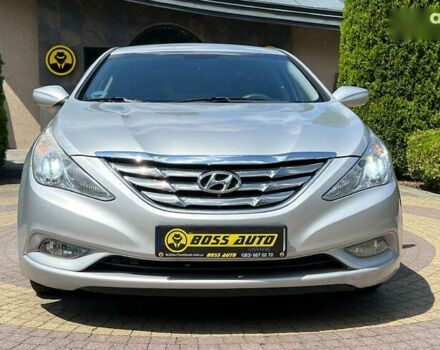 Хендай Соната, объемом двигателя 2 л и пробегом 192 тыс. км за 8650 $, фото 1 на Automoto.ua
