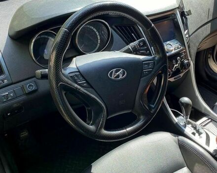 Хендай Соната, об'ємом двигуна 2 л та пробігом 190 тис. км за 11000 $, фото 6 на Automoto.ua