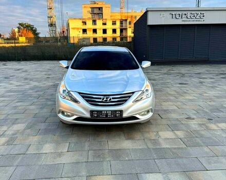 Хендай Соната, об'ємом двигуна 2 л та пробігом 242 тис. км за 7900 $, фото 1 на Automoto.ua