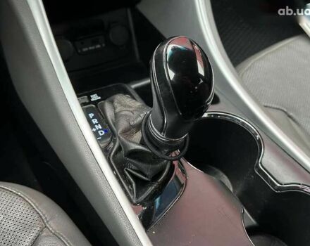 Хендай Соната, об'ємом двигуна 0 л та пробігом 140 тис. км за 10990 $, фото 29 на Automoto.ua