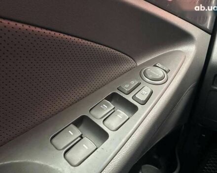 Хендай Соната, об'ємом двигуна 0 л та пробігом 140 тис. км за 10990 $, фото 15 на Automoto.ua