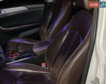 Хендай Соната, объемом двигателя 2 л и пробегом 158 тыс. км за 11900 $, фото 12 на Automoto.ua