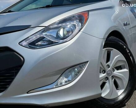 Хендай Соната, об'ємом двигуна 0 л та пробігом 160 тис. км за 9999 $, фото 4 на Automoto.ua