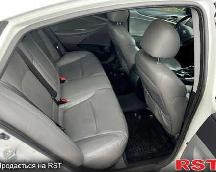 Хендай Соната, объемом двигателя 2.4 л и пробегом 195 тыс. км за 8500 $, фото 9 на Automoto.ua