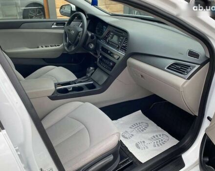 Хендай Соната, об'ємом двигуна 2.4 л та пробігом 211 тис. км за 10300 $, фото 9 на Automoto.ua