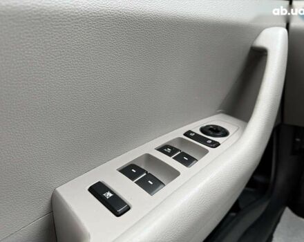Хендай Соната, об'ємом двигуна 2.4 л та пробігом 211 тис. км за 10300 $, фото 18 на Automoto.ua
