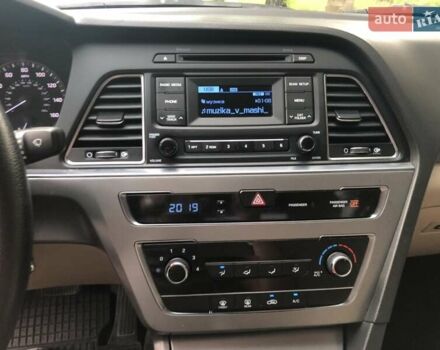 Хендай Соната, объемом двигателя 2.36 л и пробегом 150 тыс. км за 8500 $, фото 7 на Automoto.ua