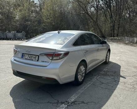 Хендай Соната, об'ємом двигуна 2 л та пробігом 443 тис. км за 10950 $, фото 4 на Automoto.ua