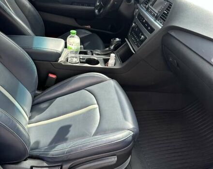 Хендай Соната, об'ємом двигуна 2 л та пробігом 443 тис. км за 10950 $, фото 13 на Automoto.ua