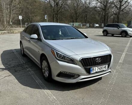 Хендай Соната, об'ємом двигуна 2 л та пробігом 443 тис. км за 10950 $, фото 2 на Automoto.ua