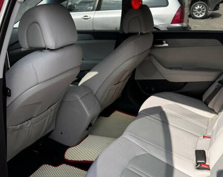 Хендай Соната, объемом двигателя 2.4 л и пробегом 190 тыс. км за 10300 $, фото 7 на Automoto.ua