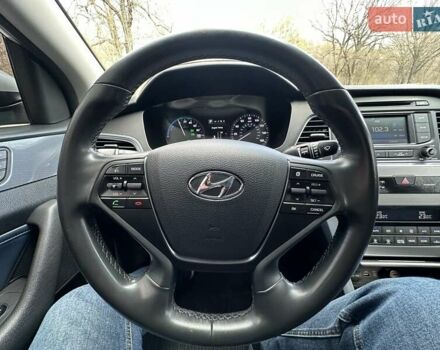 Хендай Соната, об'ємом двигуна 2 л та пробігом 443 тис. км за 10950 $, фото 19 на Automoto.ua