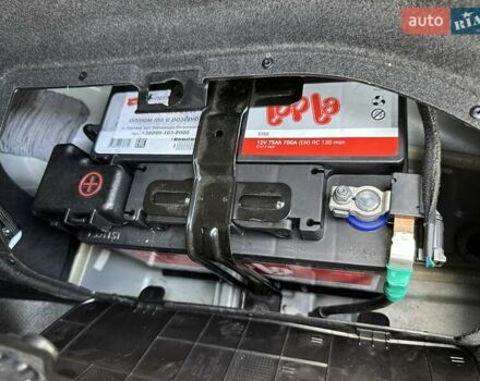 Хендай Соната, об'ємом двигуна 2 л та пробігом 443 тис. км за 10950 $, фото 15 на Automoto.ua