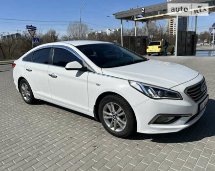 Хендай Соната, об'ємом двигуна 2 л та пробігом 365 тис. км за 8990 $, фото 4 на Automoto.ua