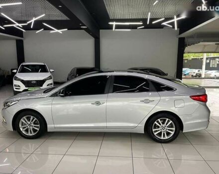 Хендай Соната, об'ємом двигуна 1.7 л та пробігом 120 тис. км за 14200 $, фото 7 на Automoto.ua