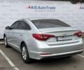 Хендай Соната, объемом двигателя 2 л и пробегом 354 тыс. км за 9490 $, фото 4 на Automoto.ua