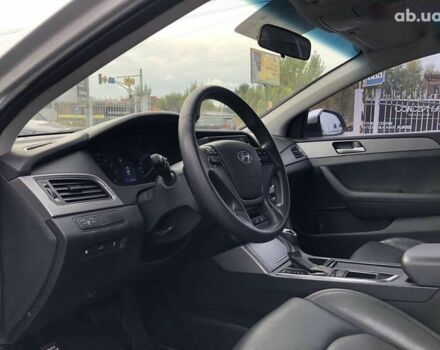 Хендай Соната, об'ємом двигуна 2 л та пробігом 361 тис. км за 9490 $, фото 8 на Automoto.ua