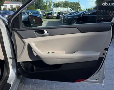 Хендай Соната, об'ємом двигуна 2.4 л та пробігом 196 тис. км за 8700 $, фото 23 на Automoto.ua