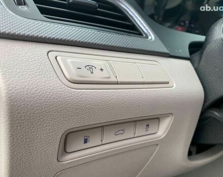 Хендай Соната, об'ємом двигуна 0 л та пробігом 312 тис. км за 10490 $, фото 17 на Automoto.ua