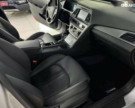 Хендай Соната, об'ємом двигуна 1.7 л та пробігом 120 тис. км за 14200 $, фото 17 на Automoto.ua