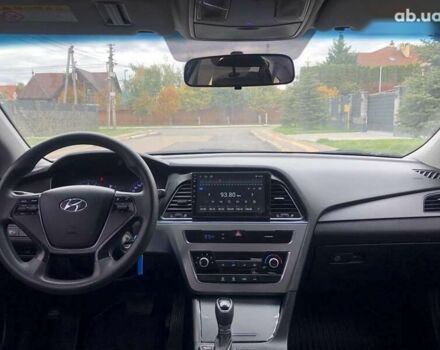 Хендай Соната, об'ємом двигуна 2 л та пробігом 225 тис. км за 9990 $, фото 10 на Automoto.ua