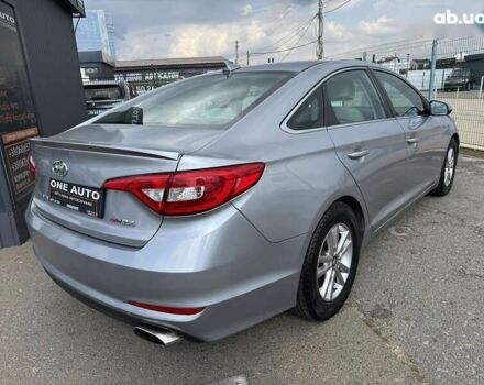 Хендай Соната, об'ємом двигуна 2.4 л та пробігом 131 тис. км за 8990 $, фото 5 на Automoto.ua