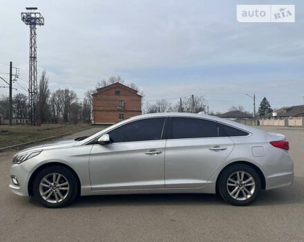 Хендай Соната, об'ємом двигуна 2 л та пробігом 230 тис. км за 10700 $, фото 6 на Automoto.ua