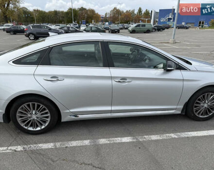 Хендай Соната, об'ємом двигуна 2.36 л та пробігом 111 тис. км за 11800 $, фото 2 на Automoto.ua