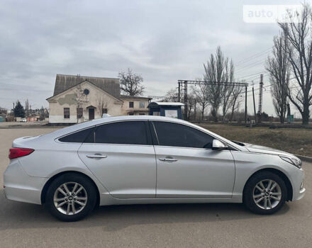 Хендай Соната, об'ємом двигуна 2 л та пробігом 230 тис. км за 10700 $, фото 7 на Automoto.ua