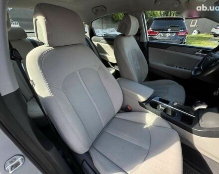 Хендай Соната, об'ємом двигуна 2.4 л та пробігом 196 тис. км за 8700 $, фото 25 на Automoto.ua