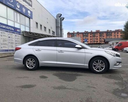 Хендай Соната, об'ємом двигуна 2 л та пробігом 361 тис. км за 9490 $, фото 4 на Automoto.ua