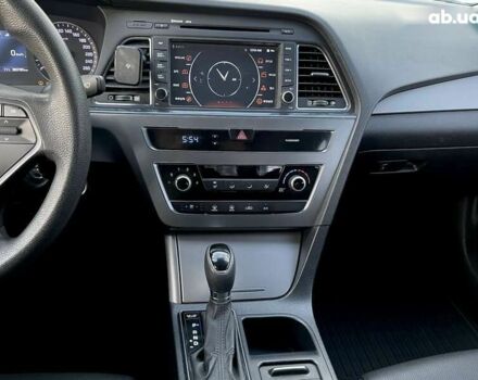 Хендай Соната, об'ємом двигуна 2 л та пробігом 383 тис. км за 7900 $, фото 15 на Automoto.ua
