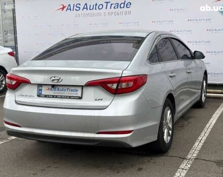 Хендай Соната, объемом двигателя 2 л и пробегом 354 тыс. км за 9490 $, фото 3 на Automoto.ua