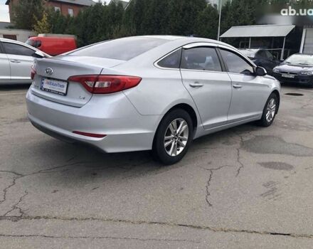 Хендай Соната, об'ємом двигуна 2 л та пробігом 361 тис. км за 9490 $, фото 5 на Automoto.ua