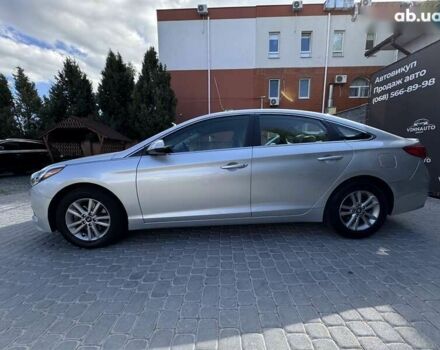 Хендай Соната, об'ємом двигуна 2.4 л та пробігом 196 тис. км за 8700 $, фото 5 на Automoto.ua